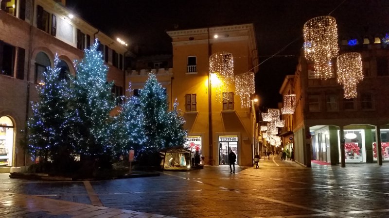 20171216_195926.jpg - Piazza Giovanni Paolo XXIII